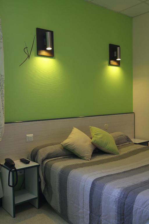 Hotel Le Saint Vincent Lyon Sud Vourles Zimmer foto